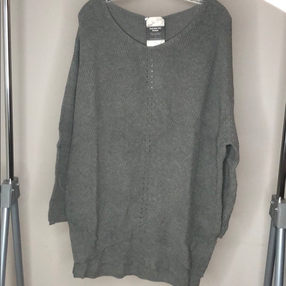 Grey tunic sweater top - Picture 6 of 9